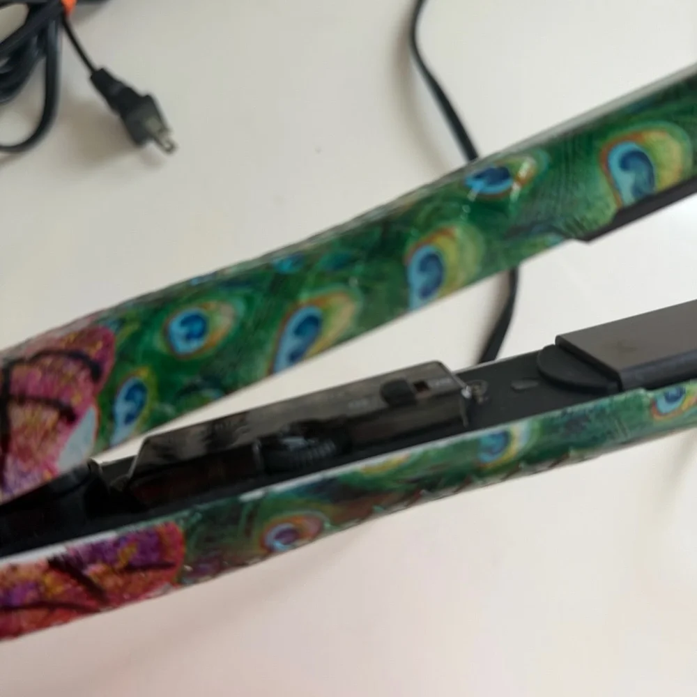 Peacock Pattern Hair Straightener